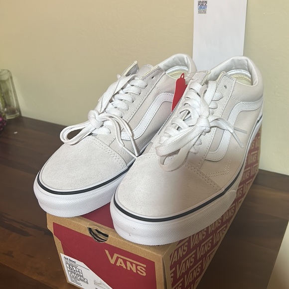 Old SKOOL VANS- Theory Cloud - Brand new Never Worn - Picture 4 of 8